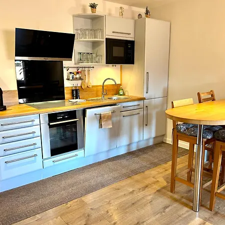 Pauline's - City Center Apartment